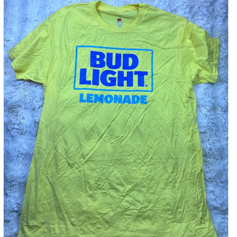 Bud Light Lemonade T Shirt Mens L Yellow Hanes Nano-T Graphic Brew Beer Tee A36